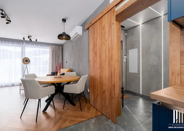 Апартаменты Wood Prestige House